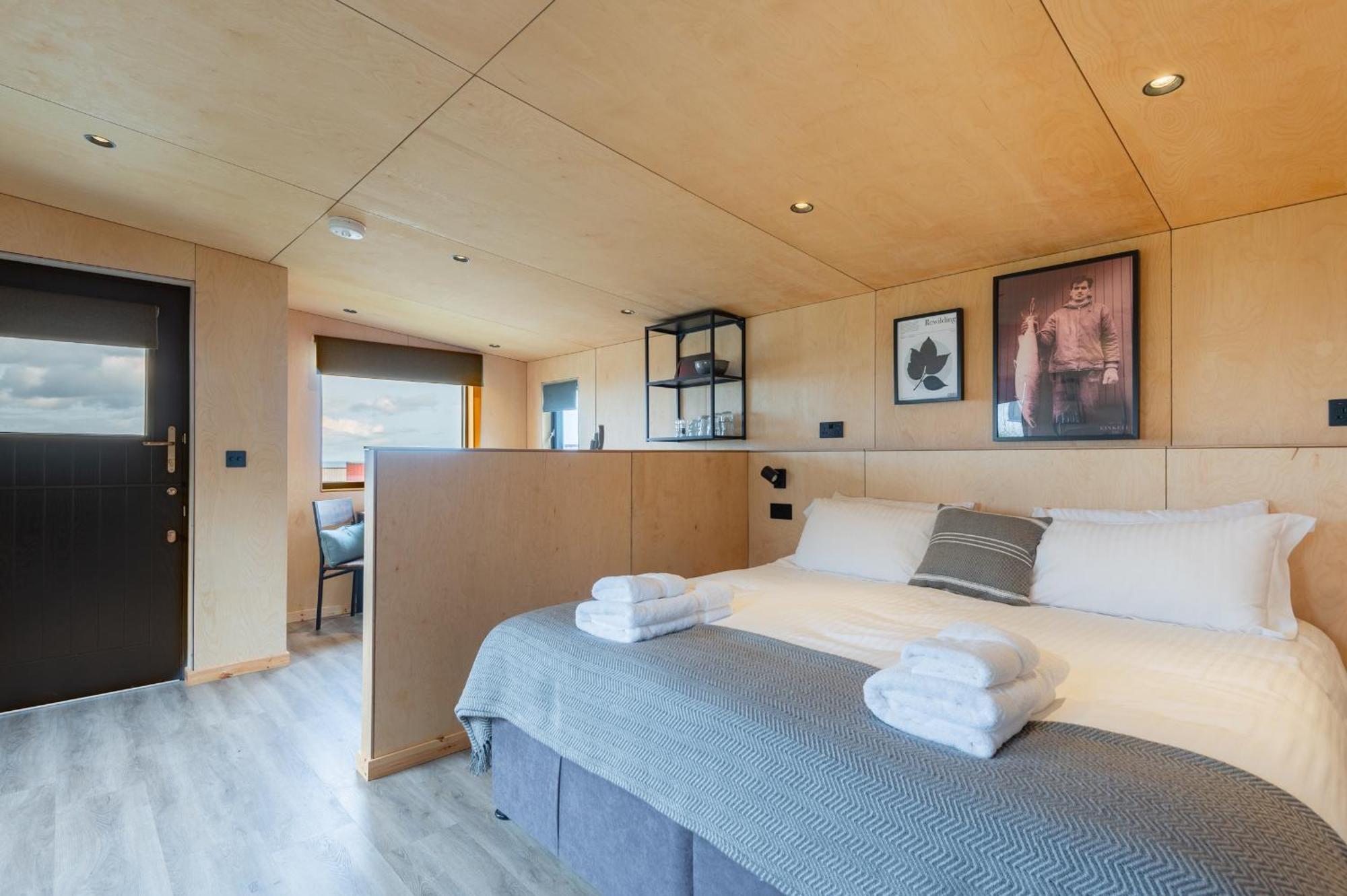 Rustic Cabins, Sea Views From Rewilded Farm With Highland Cows St Andrews Exterior foto